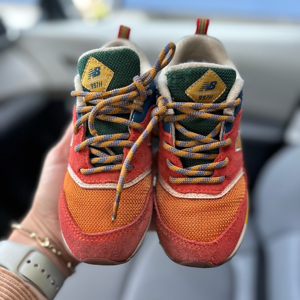 New Balance 997H corduroy 10C VGUC